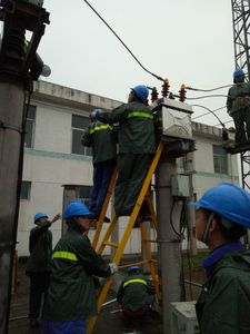 ZW8-12斷路器安裝案例